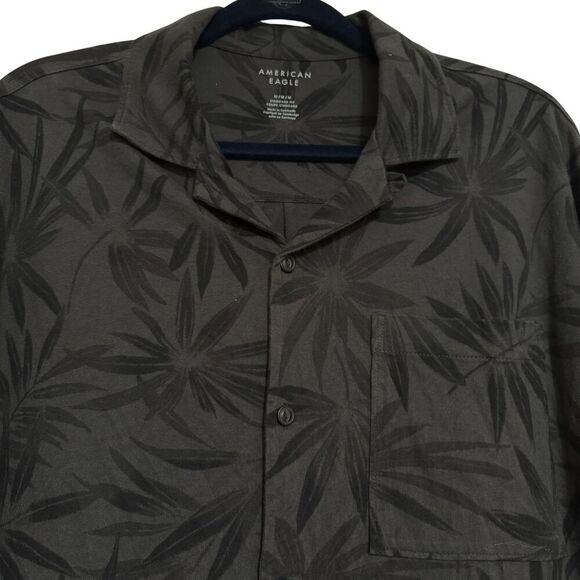 AMERICAN EAGLE Mens Short Sleeve Button Down Floral Shirt Knit NWOT Medium - Picture 4 of 6